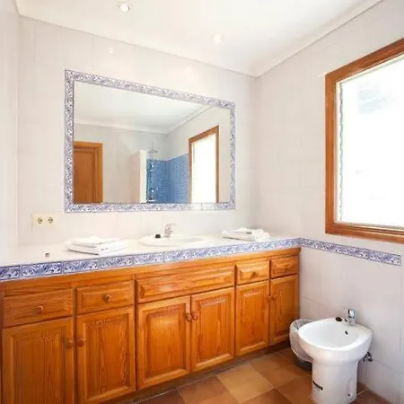 Sleeps 4 Pool Air Con Wifi Villa Pollenca