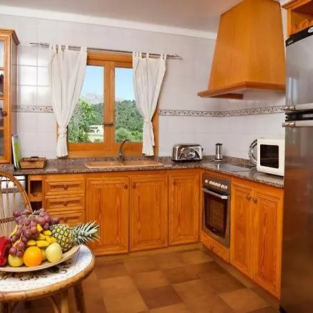 Sleeps 4 Pool Air Con Wifi *